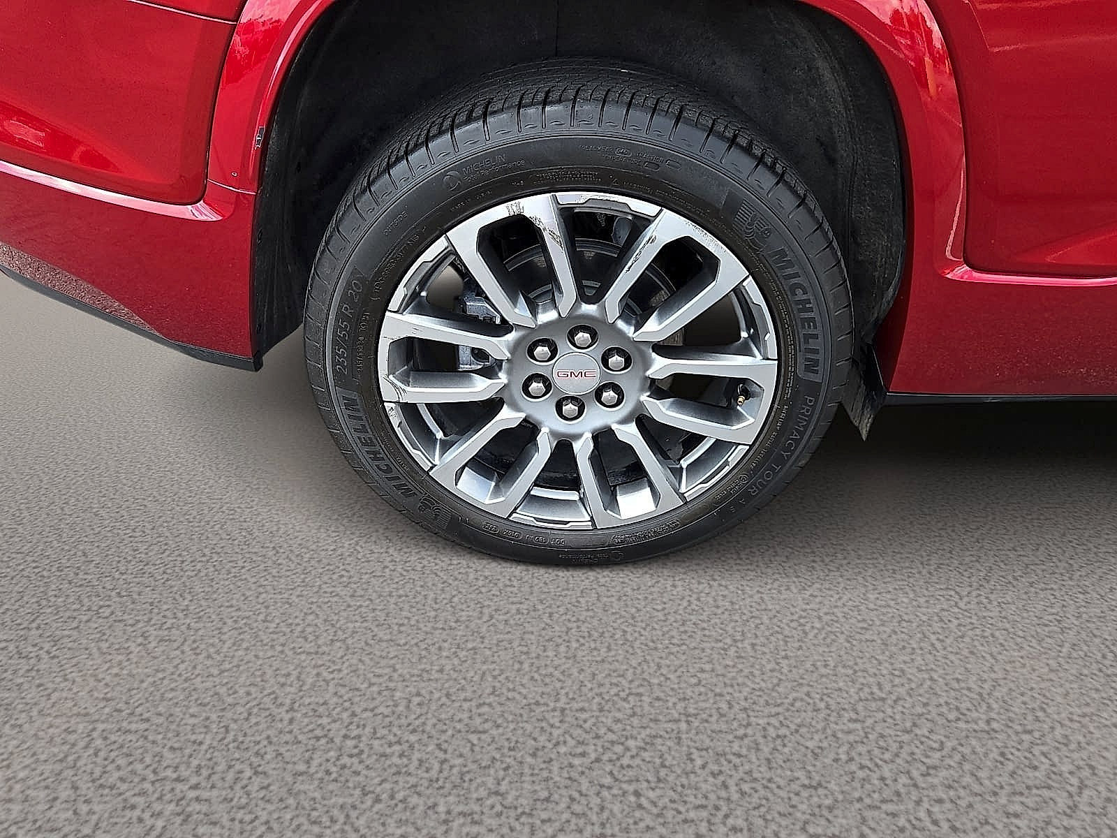 Used 2023 GMC Acadia Denali w/ Denali Ultimate Package FWD image 7