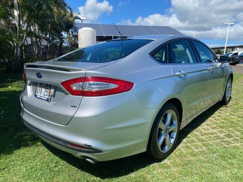 Used 2016 Ford Fusion SE FWD image 7