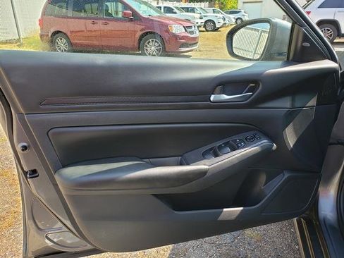 Used 2022 Nissan Altima 2.5 S w/ Driver Assist Package image 14