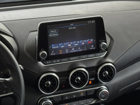 Used 2025 Nissan Sentra SV FWD image 17