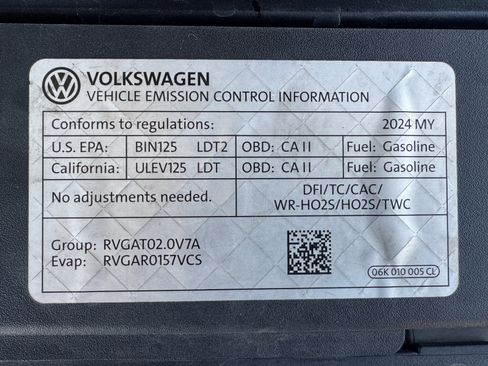 Used 2024 Volkswagen Atlas SEL Premium R-Line AWD/4WD image 17