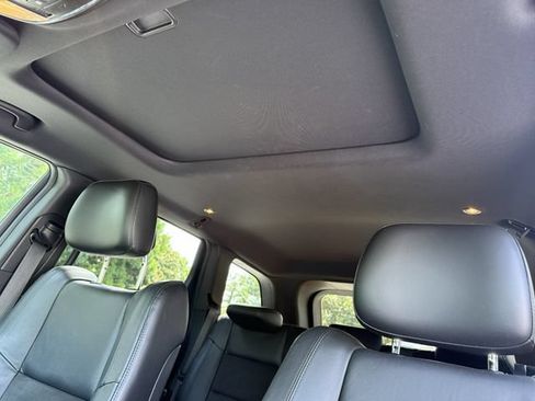 Used 2019 Jeep Grand Cherokee Altitude AWD/4WD image 15
