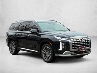 Used 2024 Hyundai Palisade Calligraphy video 3