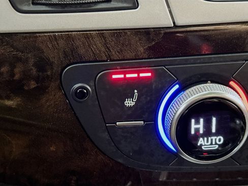 Used 2019 Audi Q7 2.0T Premium w/ Cold Weather Package image 4