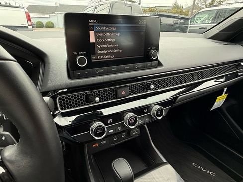 Certified 2025 Honda Civic Sport image 26