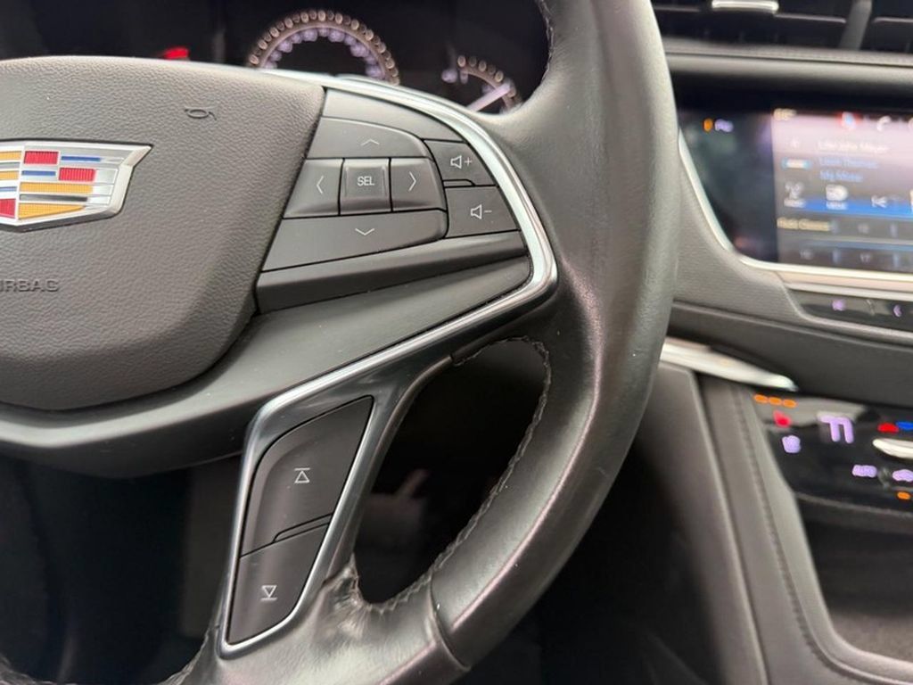 Used 2018 Cadillac XT5 Premium Luxury FWD image 15