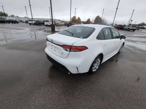 Certified 2024 Toyota Corolla LE image 3