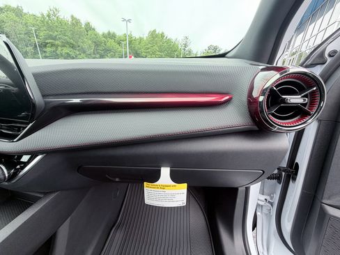New 2026 Chevrolet Equinox RS w/ Convenience Package III FWD image 22