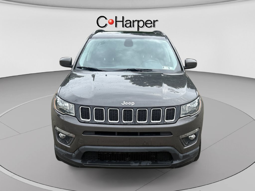 Used 2018 Jeep Compass Latitude w/ Cold Weather Group AWD/4WD image 8