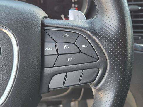 Used 2020 Dodge Durango R/T w/ Blacktop Package RWD image 21