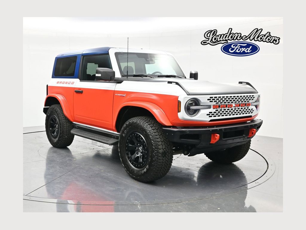 Certified 2025 Ford Bronco Stroppe Edition AWD/4WD image 1