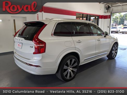 Certified 2023 Volvo XC90 B6 Ultimate image 4