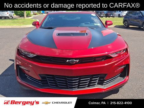 Used 2022 Chevrolet Camaro SS RWD image 2