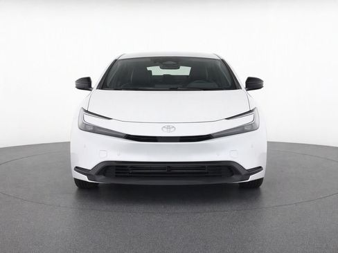 Used 2025 Toyota Prius LE FWD image 22