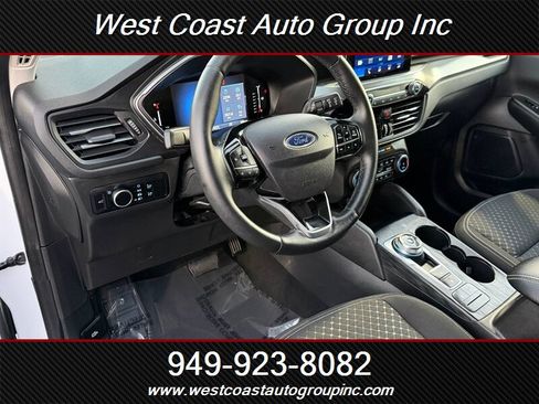 Used 2024 Ford Escape Active image 8