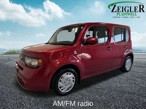 Used 2009 Nissan Cube 1.8 S w/ Interior Designer Pkg FWD image 2