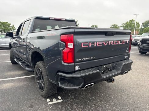 Used 2022 Chevrolet Silverado 1500 LT Trail Boss w/ Bed Protection Package AWD/4WD image 9