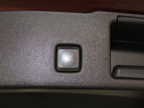 Used 2021 Ford Escape SEL image 28