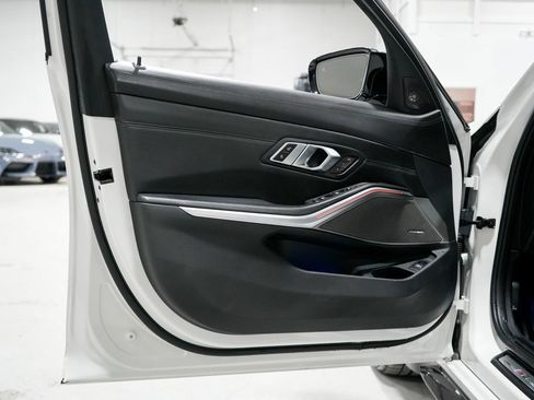 Used 2022 BMW M3 Competition w/ Executive Package image 28