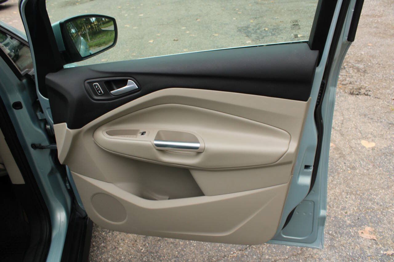 Used 2014 Ford C-MAX SE FWD image 12
