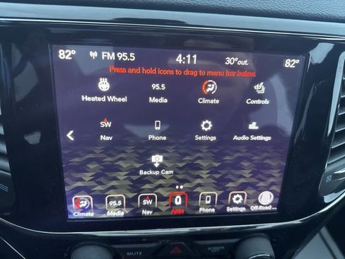 Used 2019 Jeep Grand Cherokee Limited X image 32