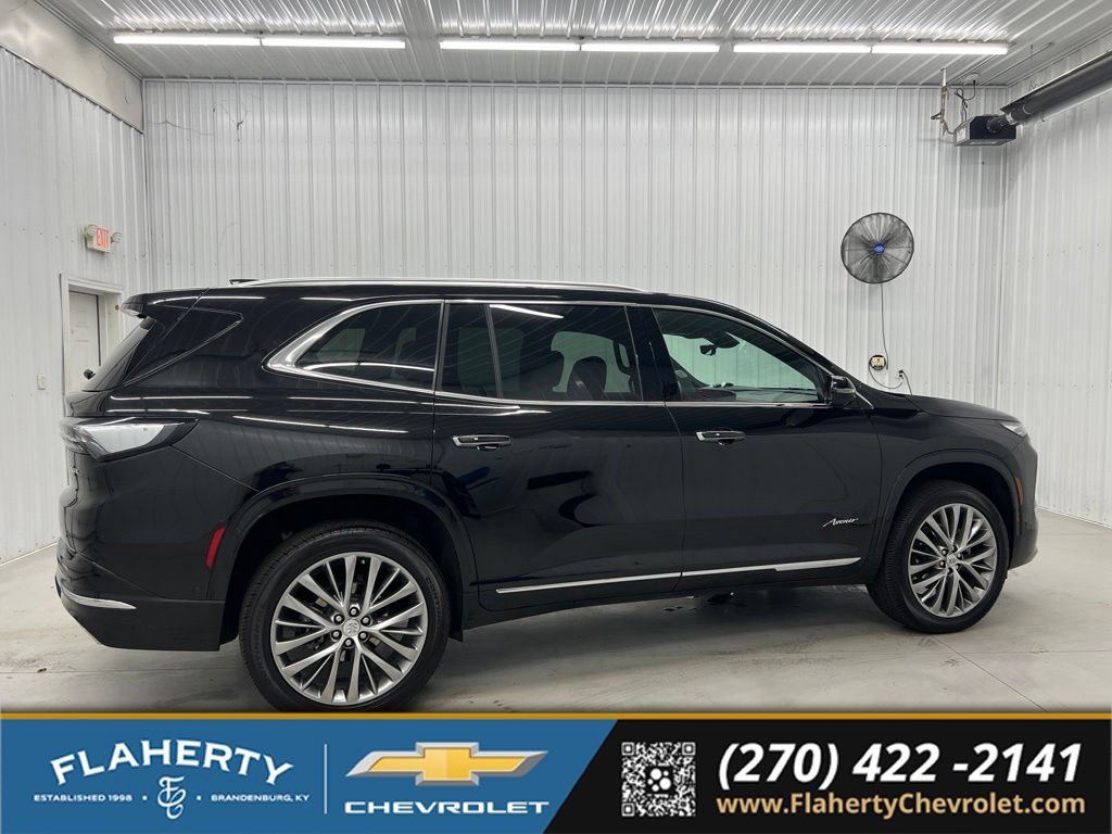 Used 2026 Buick Enclave Avenir w/ Super Cruise Package AWD/4WD image 2