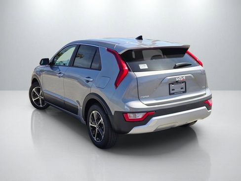 New 2026 Kia Niro LX FWD image 6