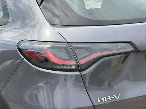 Certified 2023 Honda HR-V LX image 8