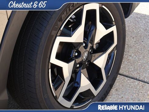 Certified 2024 Hyundai Santa Cruz Limited AWD/4WD image 40