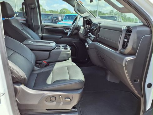 Used 2024 GMC Sierra 1500 SLT RWD image 18