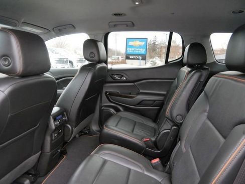 Used 2023 GMC Acadia AT4 image 11