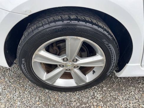 Used 2014 Chevrolet Cruze LT w/ RS Package FWD image 30