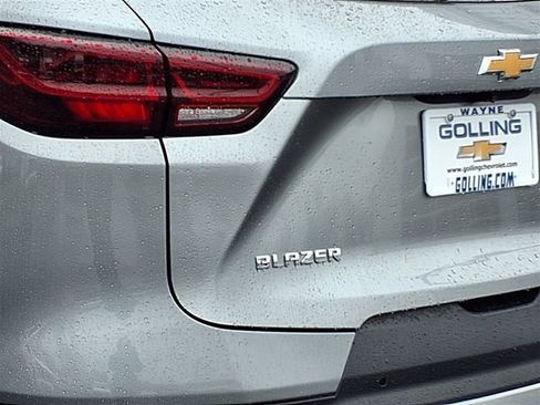 New 2026 Chevrolet Blazer LT image 18