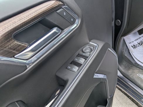 Certified 2024 Chevrolet Silverado 1500 LT AWD/4WD image 11