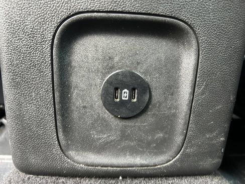 Used 2025 Ford Escape ST-Line FWD image 22