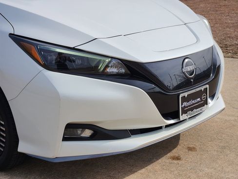 Used 2023 Nissan Leaf SV Plus w/ Protection Package image 12