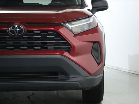 Used 2023 Toyota RAV4 LE FWD image 7