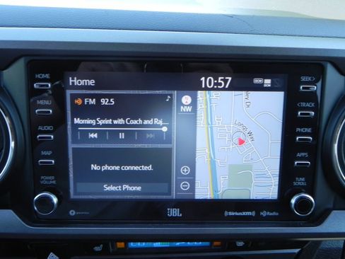 Used 2021 Toyota Tacoma TRD Sport image 16