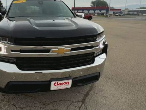 Used 2021 Chevrolet Silverado 1500 LT w/ Safety Package II image 3