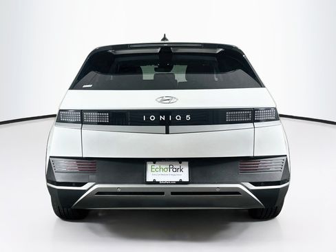 Used 2024 Hyundai Ioniq 5 SEL RWD image 7