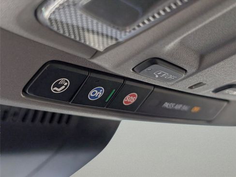 Used 2024 Chevrolet Silverado 2500 LT image 21