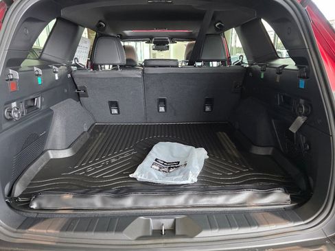 Used 2026 Subaru Outback Touring XT image 4