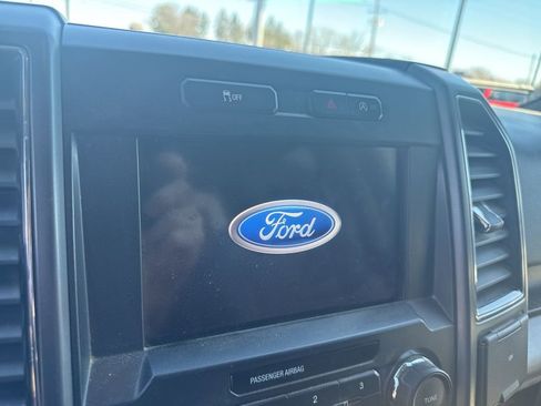 Used 2019 Ford F150 XLT w/ Equipment Group 302A Luxury image 12