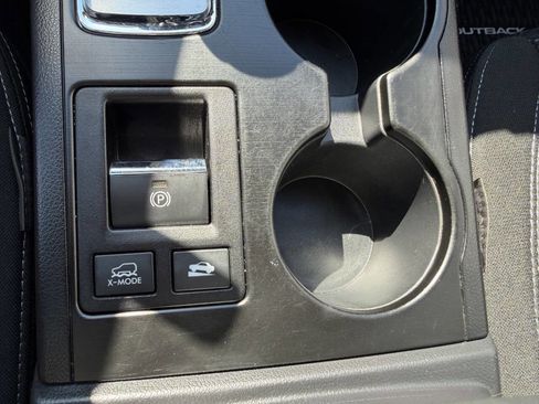 Used 2019 Subaru Outback 2.5i Premium image 36