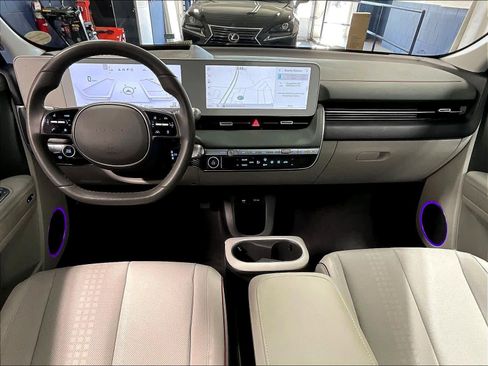 Used 2024 Hyundai Ioniq 5 Limited image 22