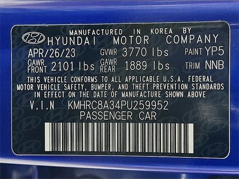 Used 2023 Hyundai Venue Limited image 32