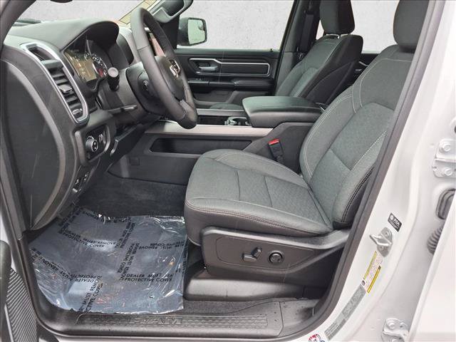 Used 2025 RAM 1500 Big Horn AWD/4WD image 15