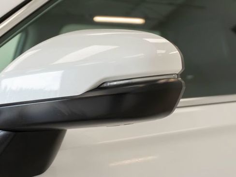 Certified 2025 Honda CR-V EX-L image 9