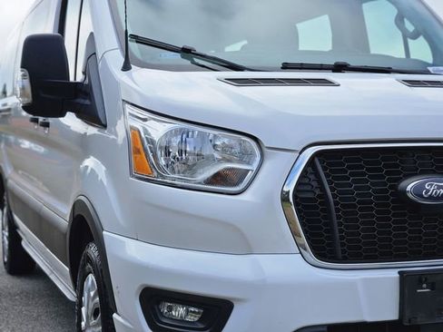 Used 2022 Ford Transit 350 XLT image 9