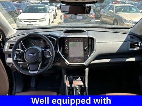 Used 2025 Subaru Ascent Touring image 3